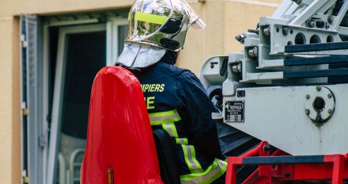 Fire breaks out in apartment in Nice this Friday morning 