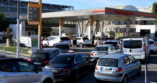 Interactive map for petrol supplies in your region