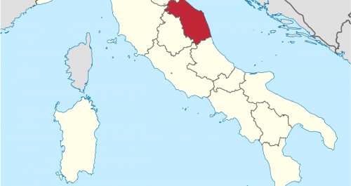 An earthquake with a magnitude of 5.7 off the Adriatic coast of Italy this morning led to panicked residents rushing into the streets. 