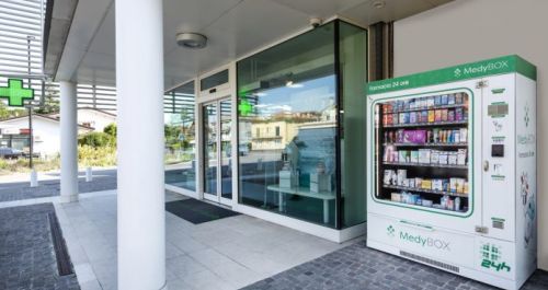 24-hour pharmacy vending machine 