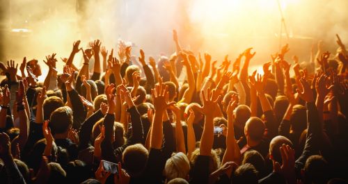 Increasing number of complaints by nightclub customers after being injected with unknown substance 