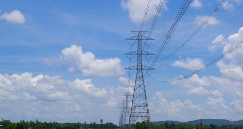 High voltage lines present a “possible” risk for children’s health 