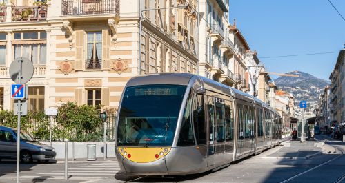 Man dies after being hit by tram in Nice 